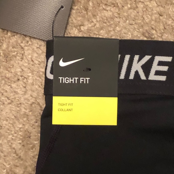 Nike - Girl’s 3/4 Length Leggings - S - Picture 5 of 8
